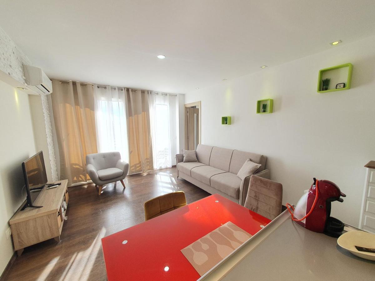 Piso Familiar Salou Apartment Exterior photo